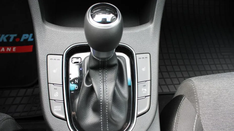 HYUNDAI i30 i30 1.5 T-GDI 48V Smart DCT