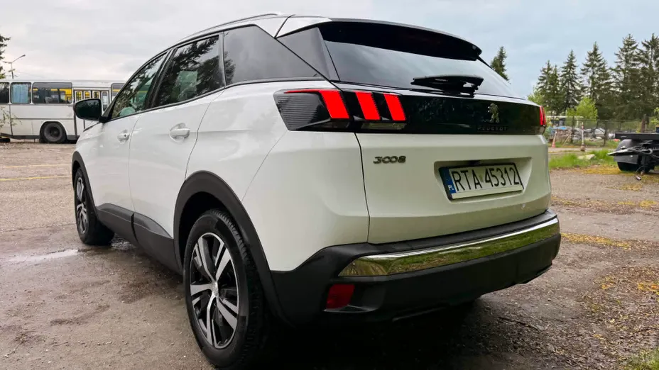 PEUGEOT 3008 3008 1.2 PureTech Active S&S EAT8
