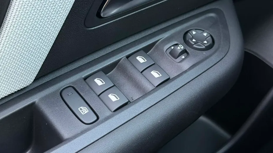 CITROEN C4 C4 1.2 mHEV Max eDCT6 Nowy