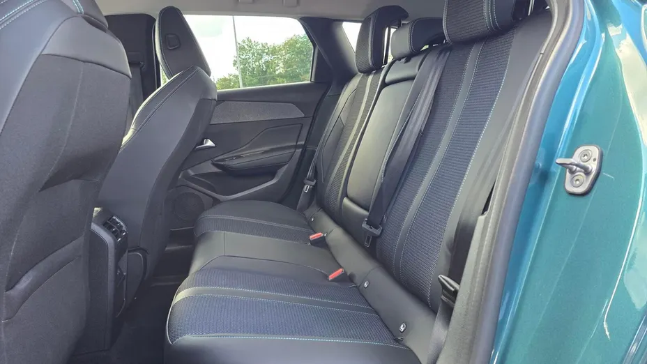 PEUGEOT 308 308 1.2 PureTech Allure S&S EAT8