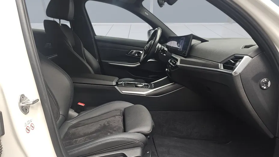 BMW Seria 3 320i aut