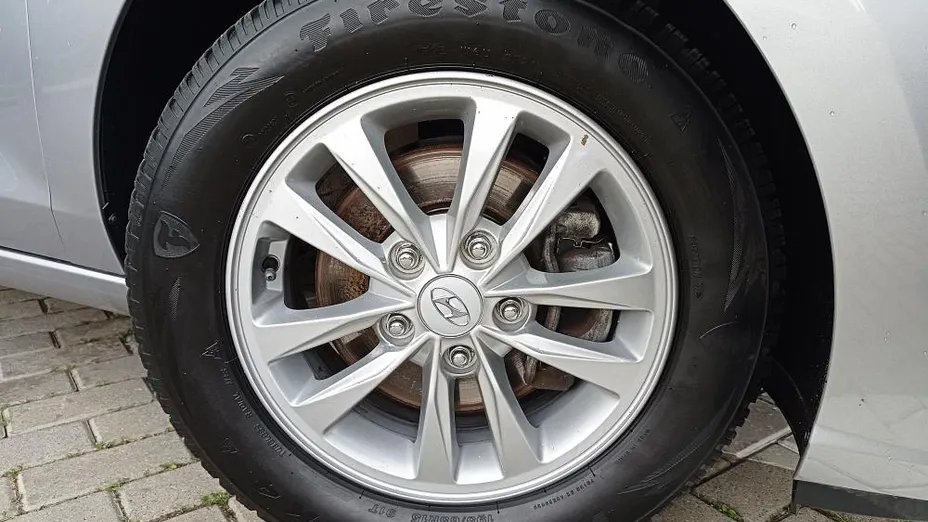 HYUNDAI i30 i30 1.5 DPI Classic +