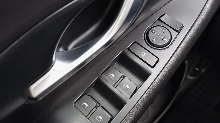 HYUNDAI i30 i30 1.5 DPI Classic +