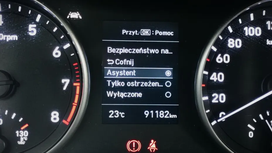 HYUNDAI i30 i30 1.5 DPI Classic +