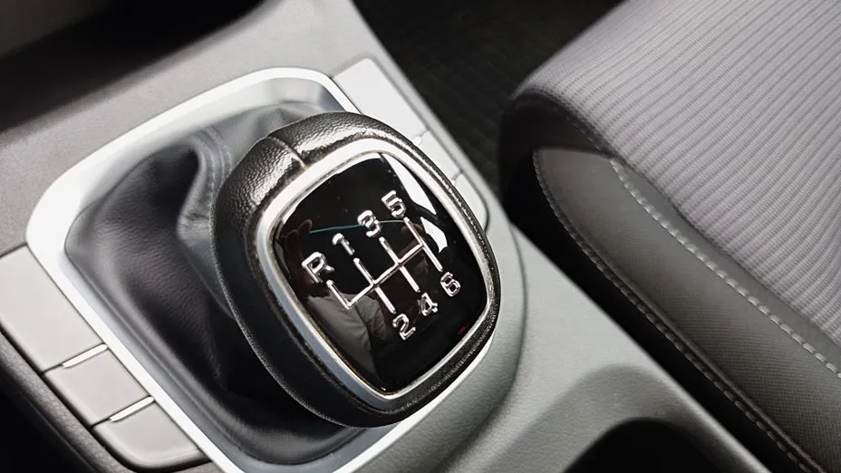 HYUNDAI i30 i30 1.5 DPI Classic +