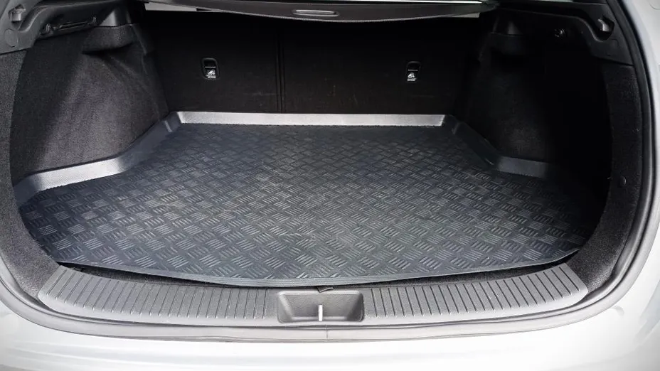 HYUNDAI i30 i30 1.5 DPI Classic +