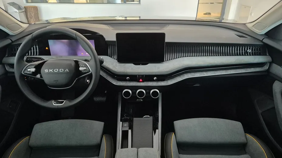 SKODA Superb Superb 1.5 TSI Plug-in Hybrid Edition 130 DSG