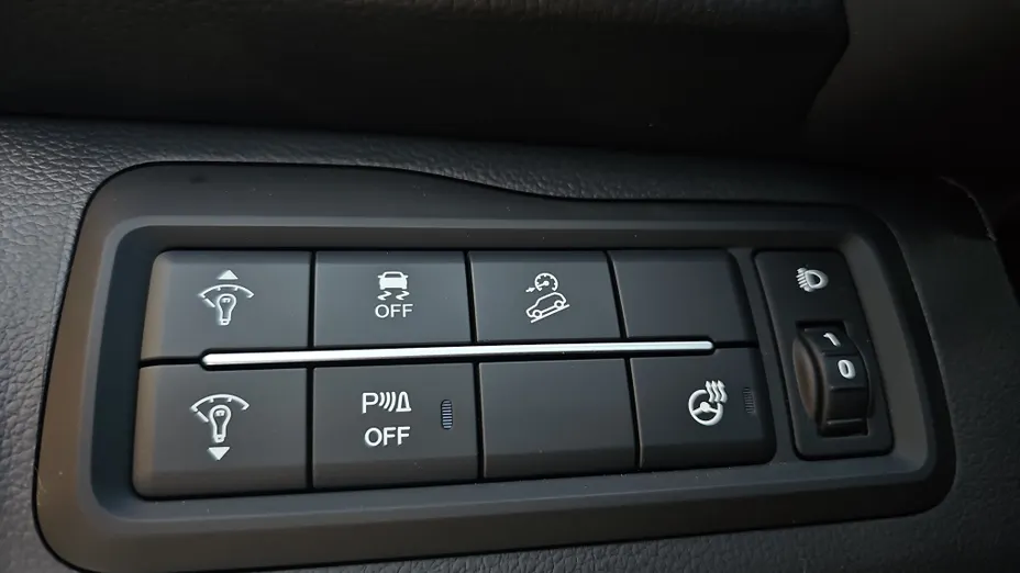 KGM / SSANGYONG Tivoli Tivoli 1.5 T-GDI Adventure aut