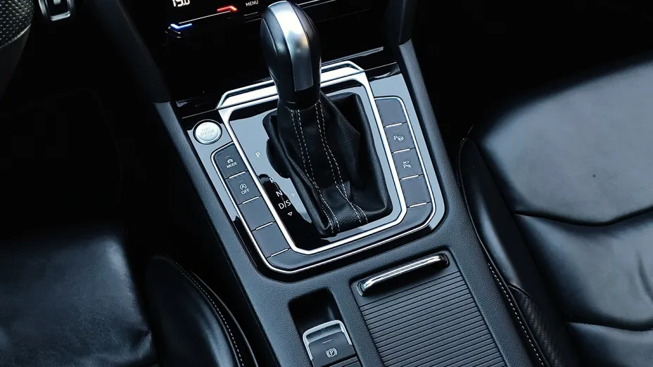 VOLKSWAGEN Arteon Arteon 2.0 TDI 4Motion R-Line DSG