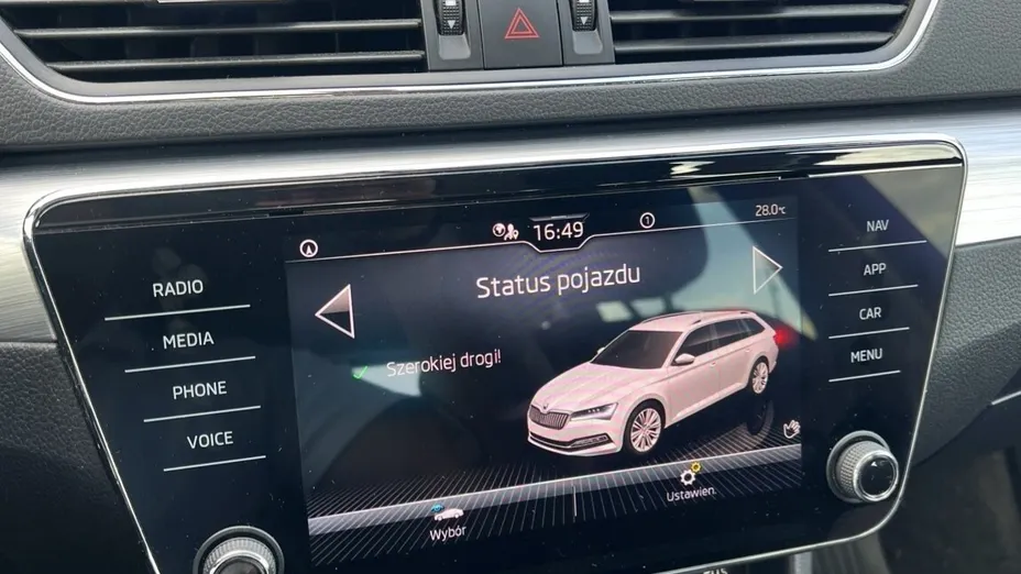 SKODA Superb Superb 2.0 TDI SCR Ambition DSG