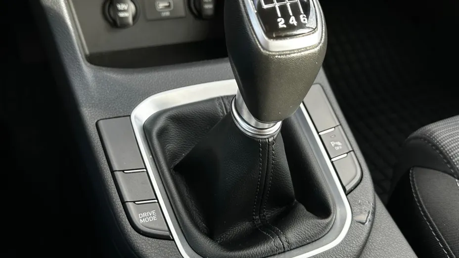 HYUNDAI i30 i30 1.5 T-GDI 48V Modern