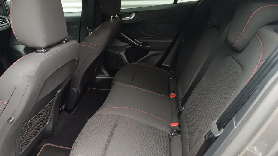 FORD Focus Focus 1.0 EcoBoost mHEV ST-Line X aut
