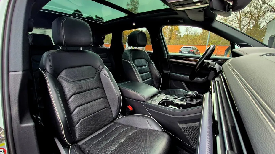 VOLKSWAGEN Touareg Touareg 3.0 V6 TDI 4Motion R-Line