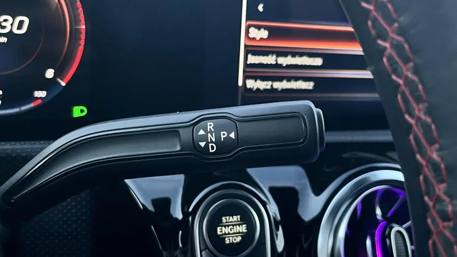 MERCEDES-BENZ CLA CLA 200 d AMG Line 8G-DCT