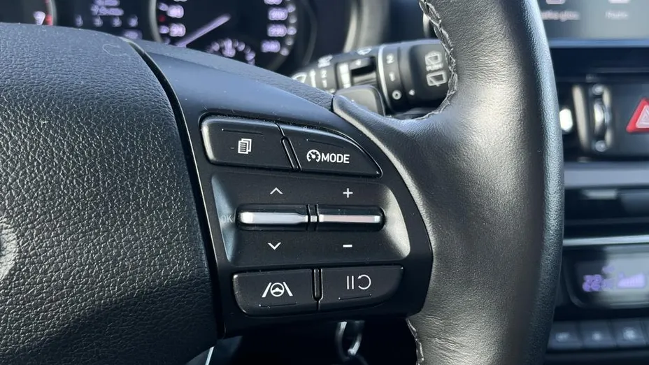 HYUNDAI i30 i30 1.5 T-GDI 48V Smart DCT