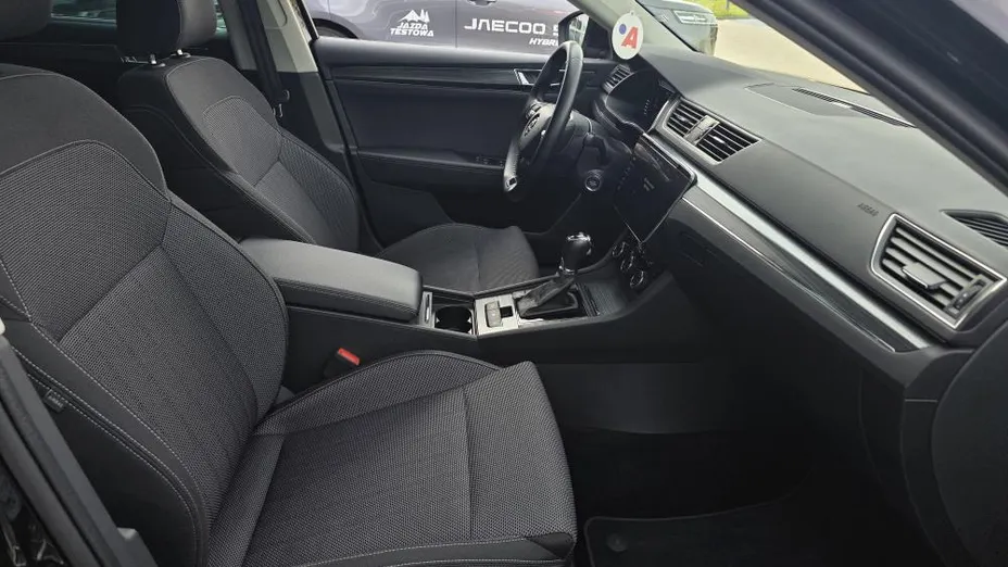 SKODA Superb Superb 2.0 TDI SCR Style DSG