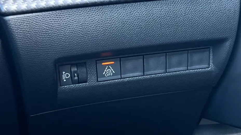 PEUGEOT 2008 2008 1.2 PureTech Allure S&S EAT8