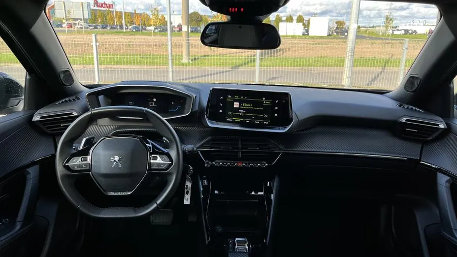 PEUGEOT 2008 2008 1.2 PureTech Allure S&S EAT8