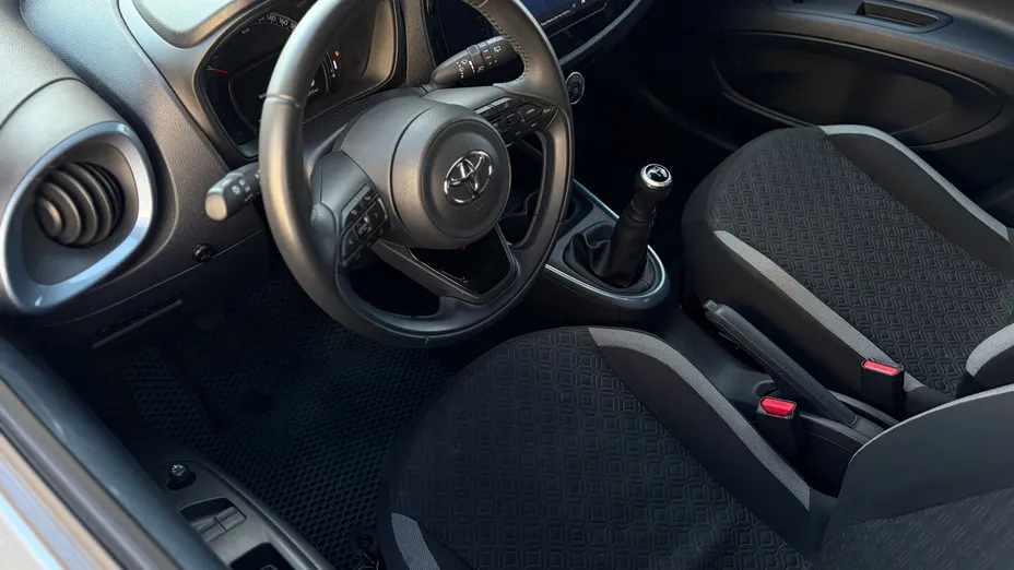 TOYOTA Aygo X Aygo X 1.0 VVT-i Style