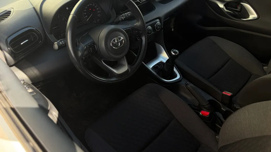 TOYOTA Yaris Yaris 1.0 Comfort