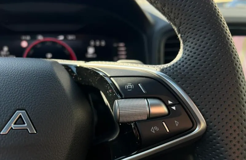 SKODA Karoq Karoq 1.5 TSI ACT Sportline DSG