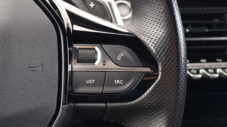 PEUGEOT 2008 2008 BlueHDi 130 GT S&S EAT8