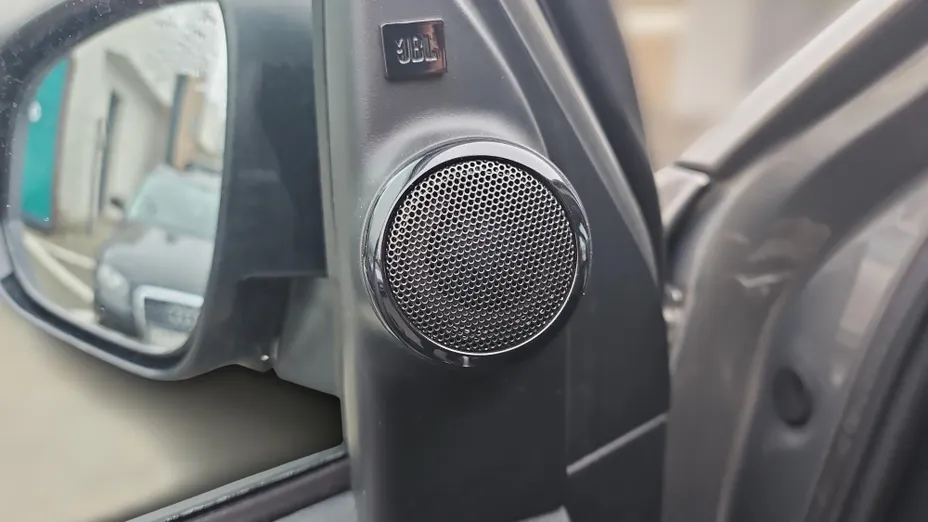 TOYOTA HiLux Hilux 2.8 D-4D mHEV Double Cab Invincible 4x4 aut