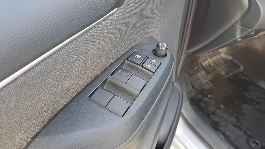 TOYOTA Yaris Yaris Hybrid 1.5 Comfort