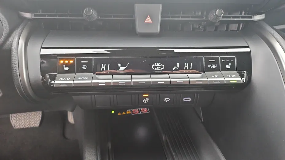 TOYOTA C-HR C-HR 2.0 PHEV Dynamic Force Style