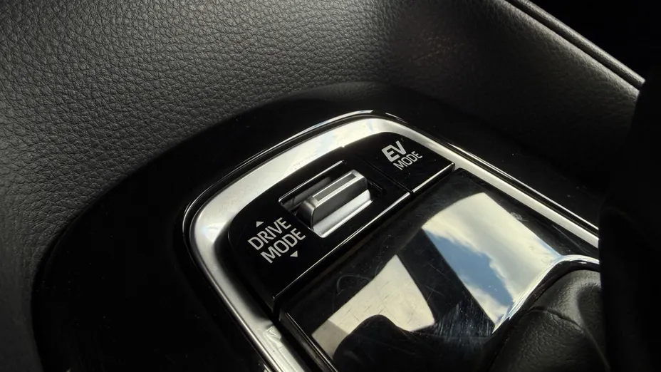 TOYOTA Corolla Corolla 2.0 Hybrid Comfort