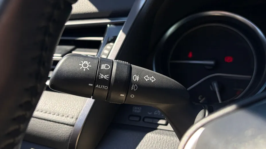 TOYOTA Camry Camry 2.5 Hybrid Comfort CVT