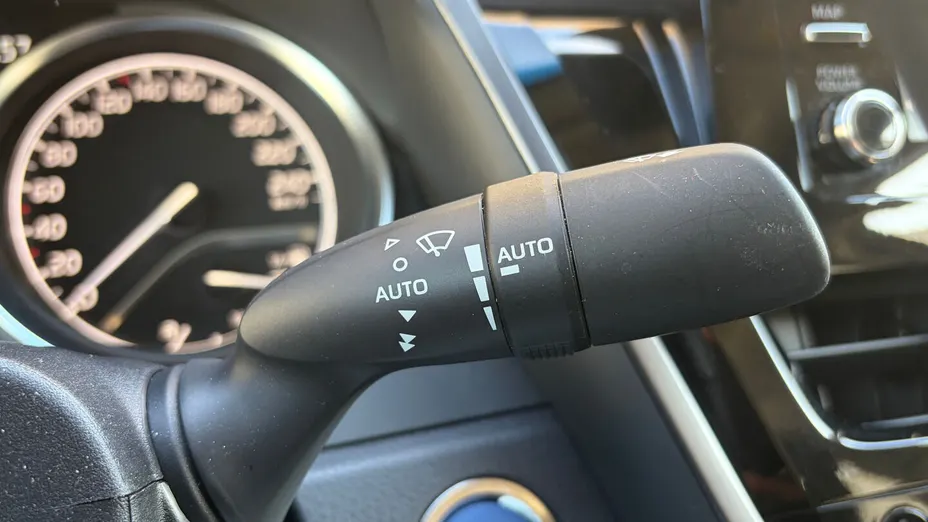 TOYOTA Camry Camry 2.5 Hybrid Comfort CVT