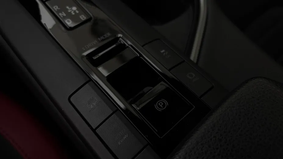 TOYOTA C-HR C-HR 2.0 PHEV Dynamic Force Tokyo Edition