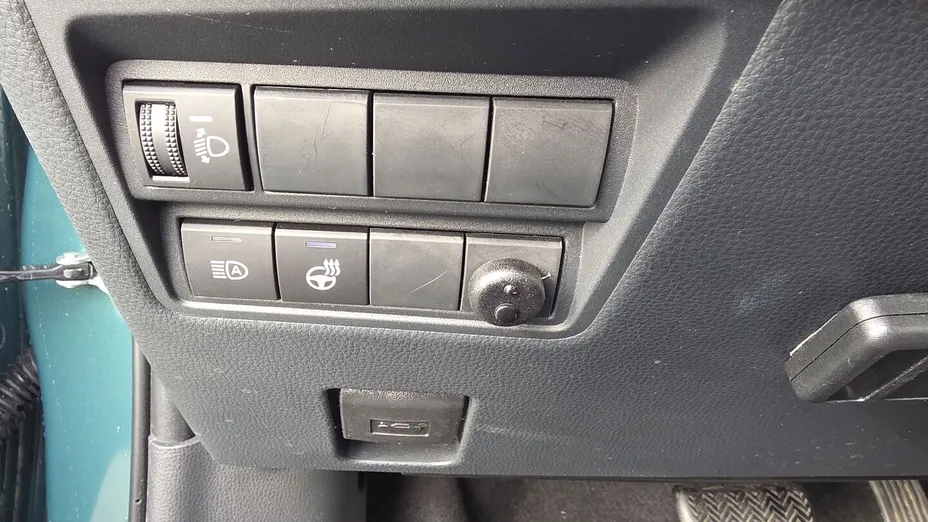 TOYOTA Yaris Yaris Hybrid 1.5 Executive