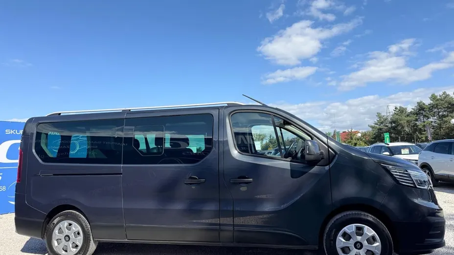 RENAULT Trafic -