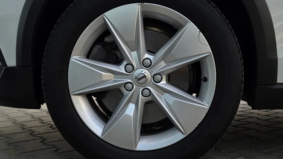 VOLVO V60 V60 CC D4 AWD aut