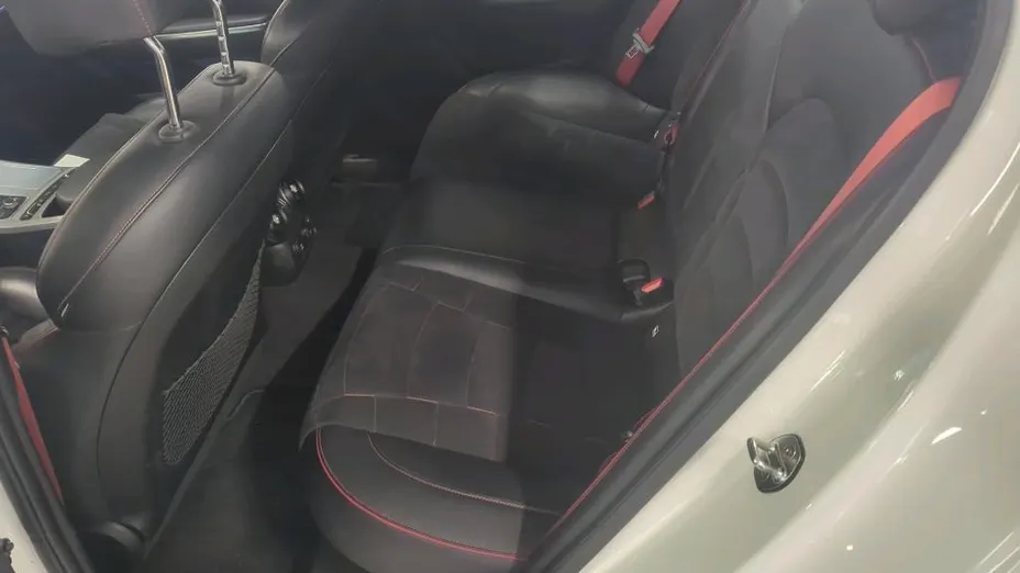 KIA Stinger Stinger 3.3 T-GDI V6 GT AWD
