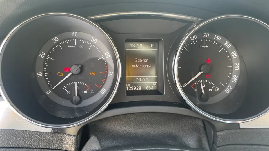SKODA Superb Superb 2.0 TSI Elegance DSG
