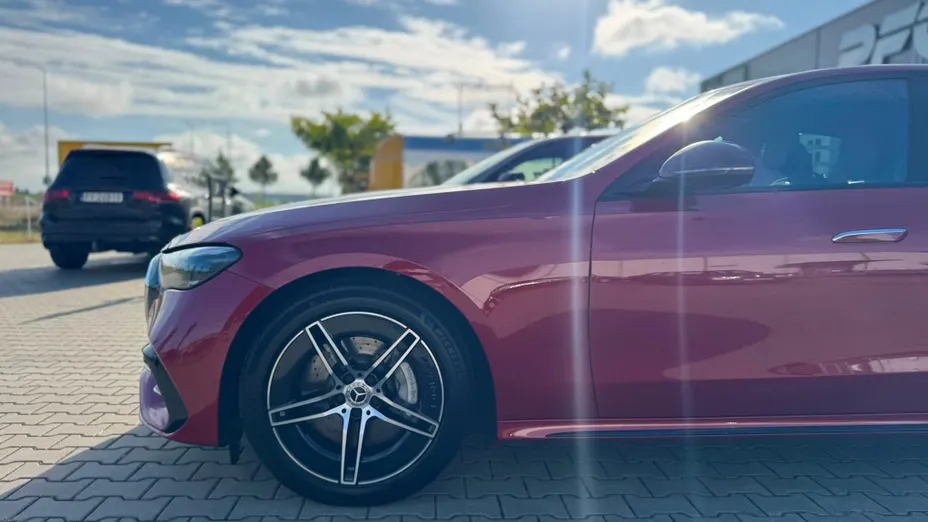 MERCEDES-BENZ E Klasa E 200 mHEV AMG 9G-Tronic