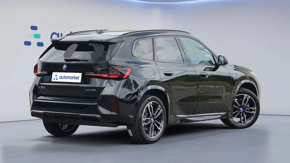 BMW iX1 iX1 eDrive20 66.5kWh M Sport