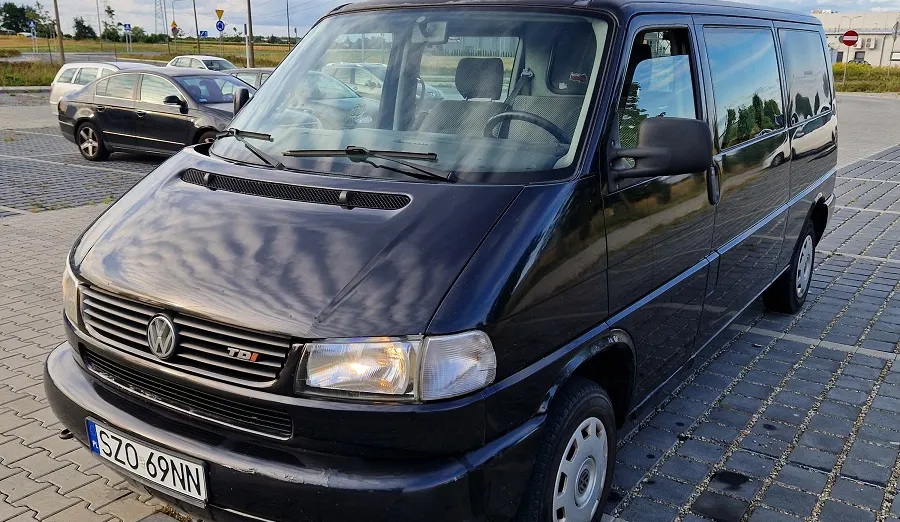 VOLKSWAGEN Transporter -