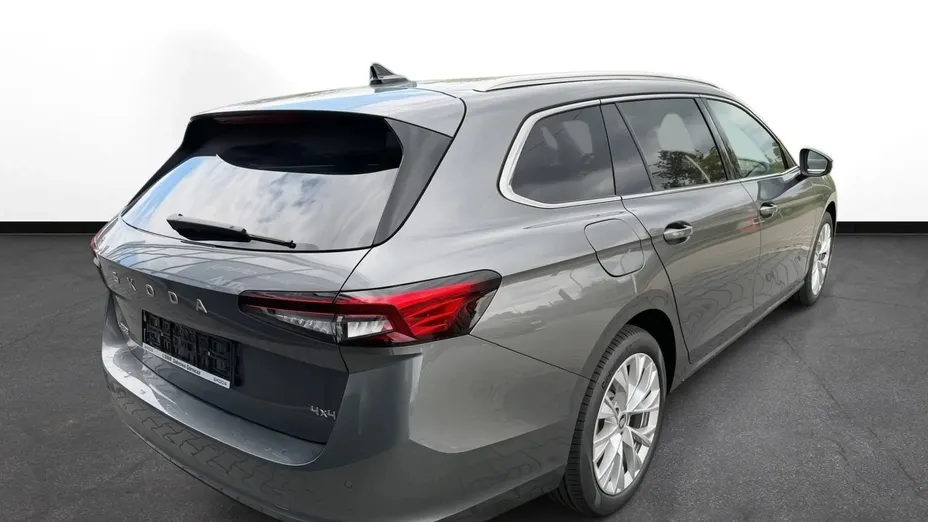 SKODA Superb Superb 2.0 TSI 4x4 Selection DSG
