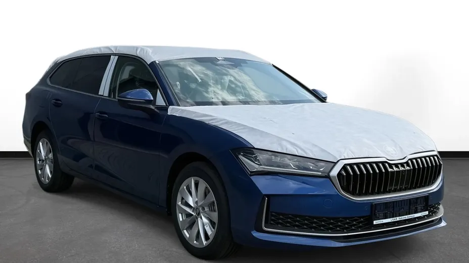 SKODA Superb Superb 2.0 TDI SCR Drive DSG