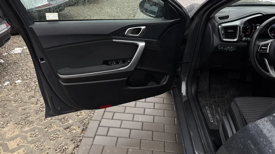 KIA Cee'd Ceed 1.5 T-GDI M DCT