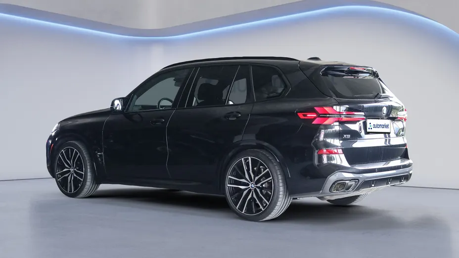 BMW X5 X5 M60i mHEV sport-aut