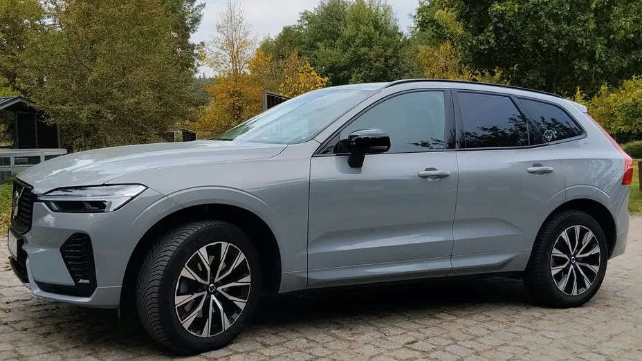 VOLVO XC60 -