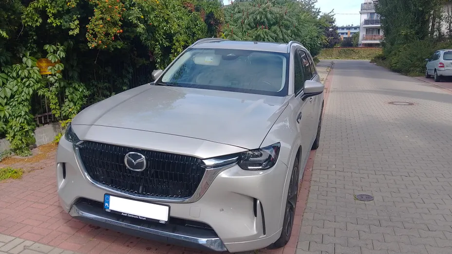 MAZDA CX-90 -