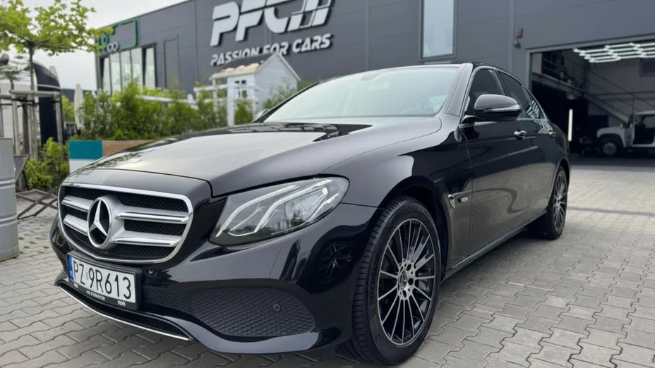 MERCEDES-BENZ E Klasa E 200 9G-TRONIC