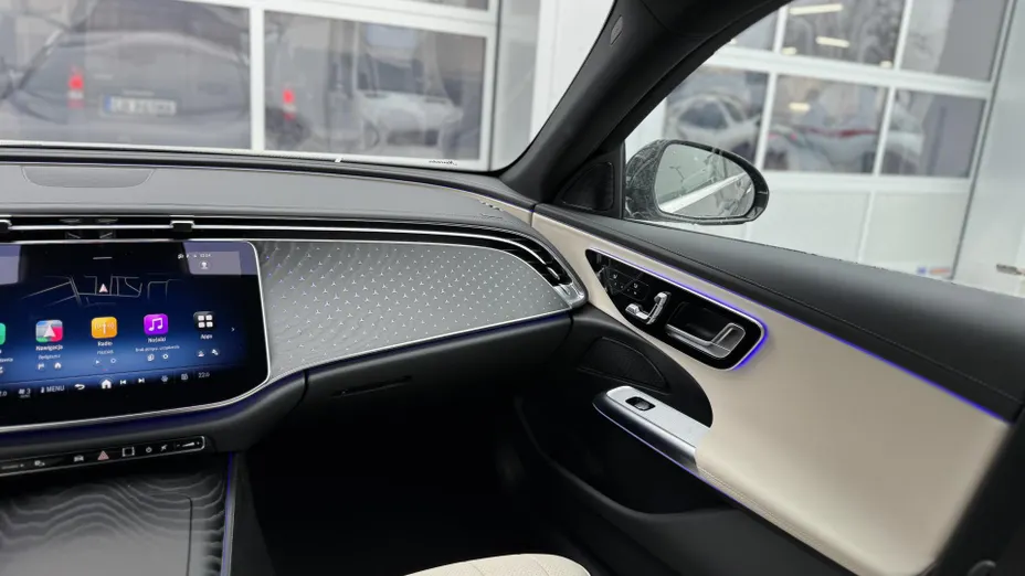 MERCEDES-BENZ E Klasa E 220 d mHEV 4-Matic AMG 9G-Tronic Nowy