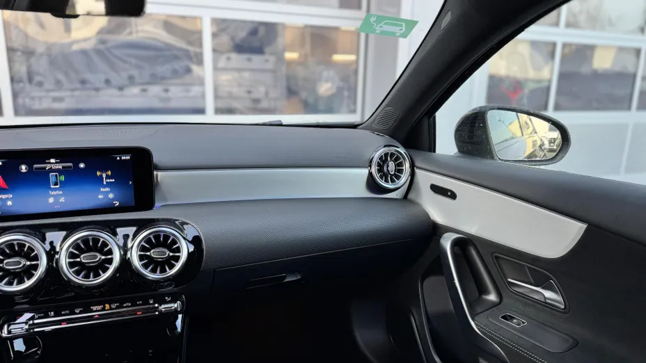 MERCEDES-BENZ A Klasa A 250 e PHEV AMG Line 8G-DCT Nowy